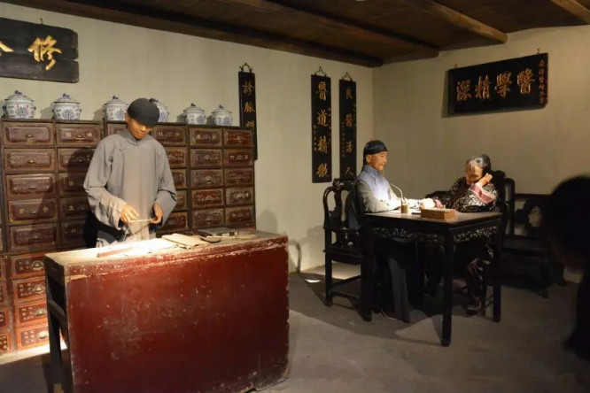 【昆中药杯·最美药店人】优德88不生产美，优德88是药店圈的星探